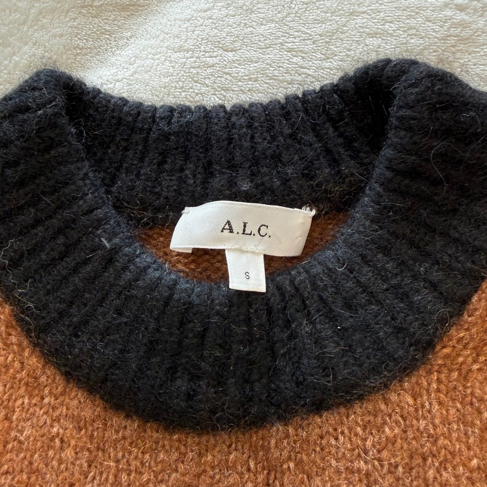 ALC Brown Alpaca Blend Colorblock Sweater Pink Cuffs Black Crew Neck size Small - Picture 4 of 9